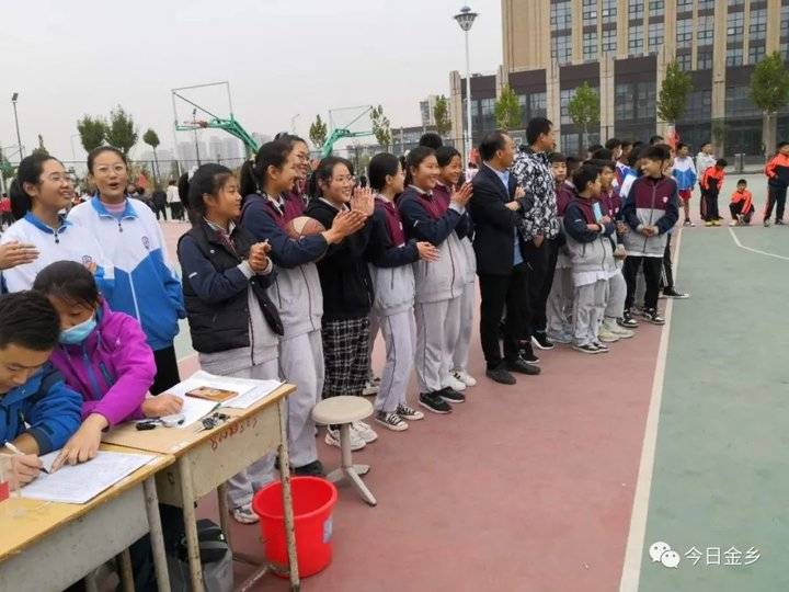 篮球运动会开幕式主持词_篮球运动会_篮球运动会入场词